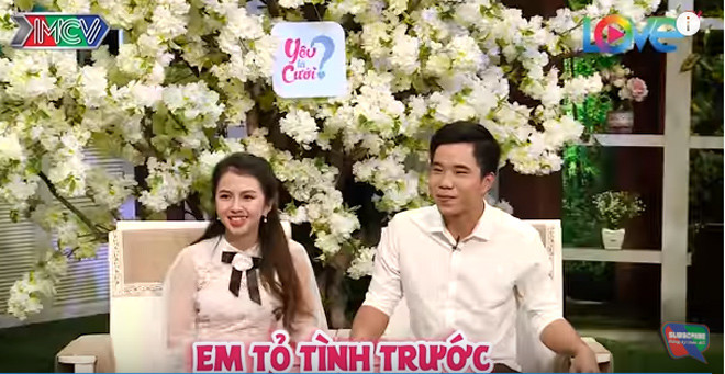 Cặp đôi yêu nhau sau 2 tuần quen biết