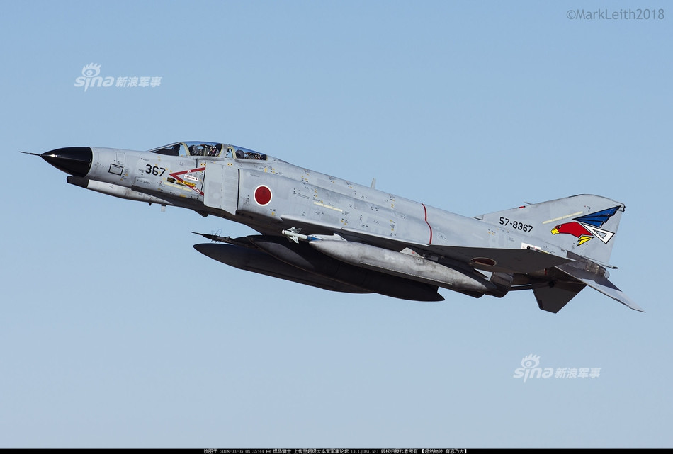 Những chiếc tiêm kích bom F-4 Phantom II đều được Mitsubishi Heavy Industries (MHI) sản xuất theo giấy phép từ hãng McDonnell Douglas (Mỹ) từ năm 1968. Nguồn ảnh: Sina.