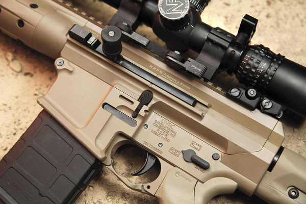 Súng có hai cơ chế bắn là bắn tự động hoàn toàn và bắn viên một, kèm theo đó là khóa an toàn. Khẩu súng này hiện tại được sử dụng chủ yếu bởi một vài lực lượng đặc nhiệm và an ninh tư nhân chưa thực sự phổ biến. Nguồn ảnh: LWRCI.