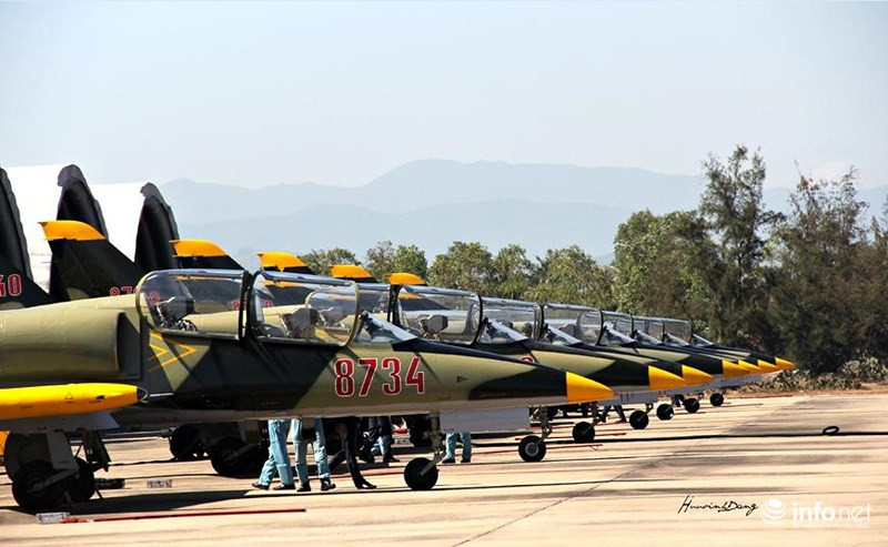 Ngoài Việt Nam, hiện tại trên thế giới còn có khoảng 30 quốc gia khác vẫn tiếp tục sử dụng L-39 Albatros trong biên chế của mình với nhiệm vụ là máy bay huấn luyện. Nguồn ảnh: Infonet.