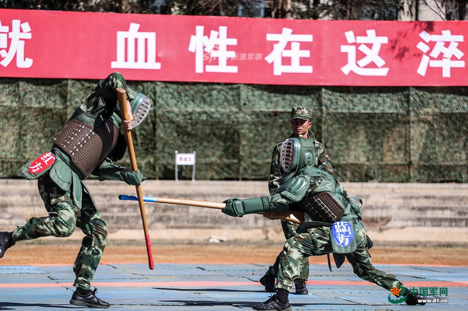 Trong quá khứ, cụ thể là vào khoảng năm 2014, quân đội Trung Quốc đã quyết định bỏ huấn luyện võ cổ truyền vì cho rằng môn võ đó là "vô bổ", hoàn toàn không sử dụng được trên chiến trường. Nguồn ảnh: 81cn.