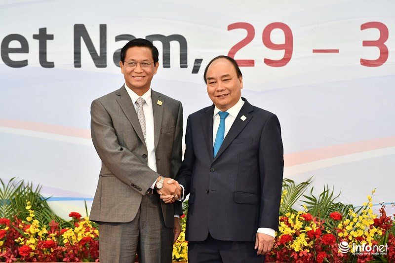 Thủ tướng Nguyễn Xuân Phúc đón Phó Tổng thống Myanmar Hanry Van Thio