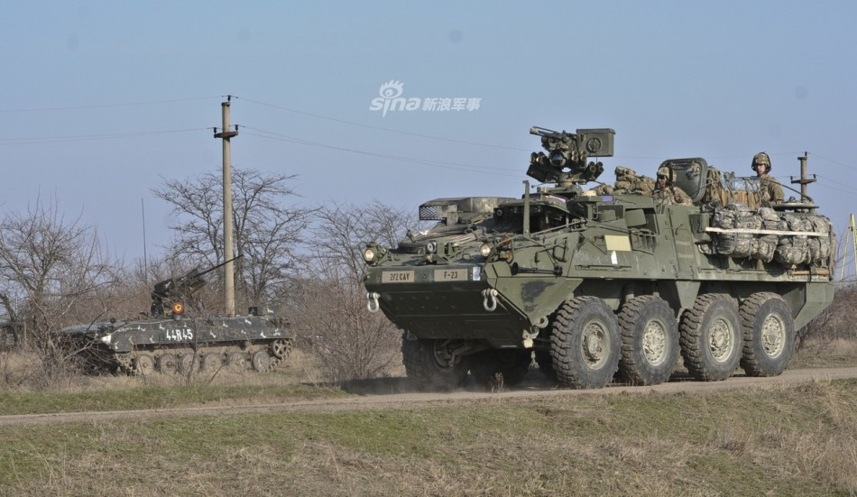 Hiện tại ngoài Mỹ sở hữu khoảng 90% các loại phương tiện Stryker các phiên bản thì còn có Peru cũng đang sở hữu loại thiết giáp này. Mặc dù là quốc gia sản sinh ra Stryker, tuy nhiên đáng ngạc nhiên là Canada lại không sử dụng Stryker trong biên chế chính thức của mình. Nguồn ảnh: Sina.