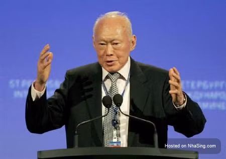 Về nghệ thuật lãnh đạo: "Một người không thể kiểm soát những người đi theo mình - dù có đưa ra lời đe doạ nào hay không - không thể trở thành nhà lãnh đạo".