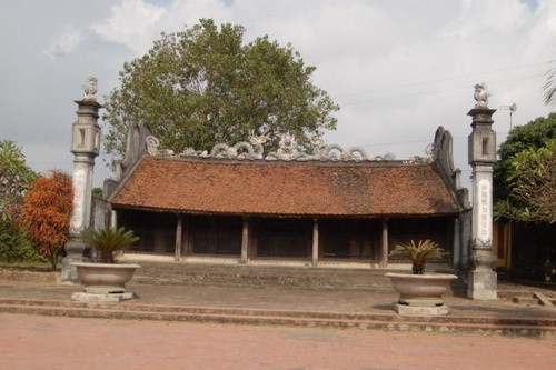 Vu an oan bi tham chan dong nha Tran