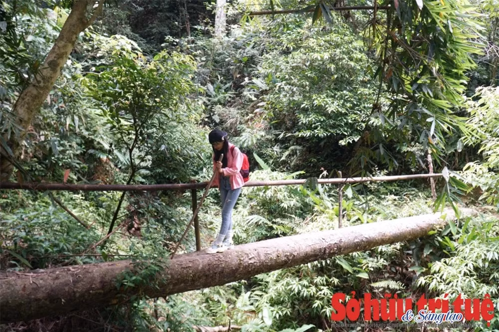 Dieu thu vi o ngoi lang khong song dien thoai, khong dong co-Hinh-2