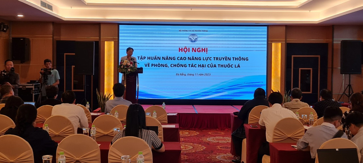 Nâng cao năng lực truyền thông về phòng chống tác hại của thuốc lá Nang cao nang luc truyen thong ve phong chong tac hai cua thuoc la