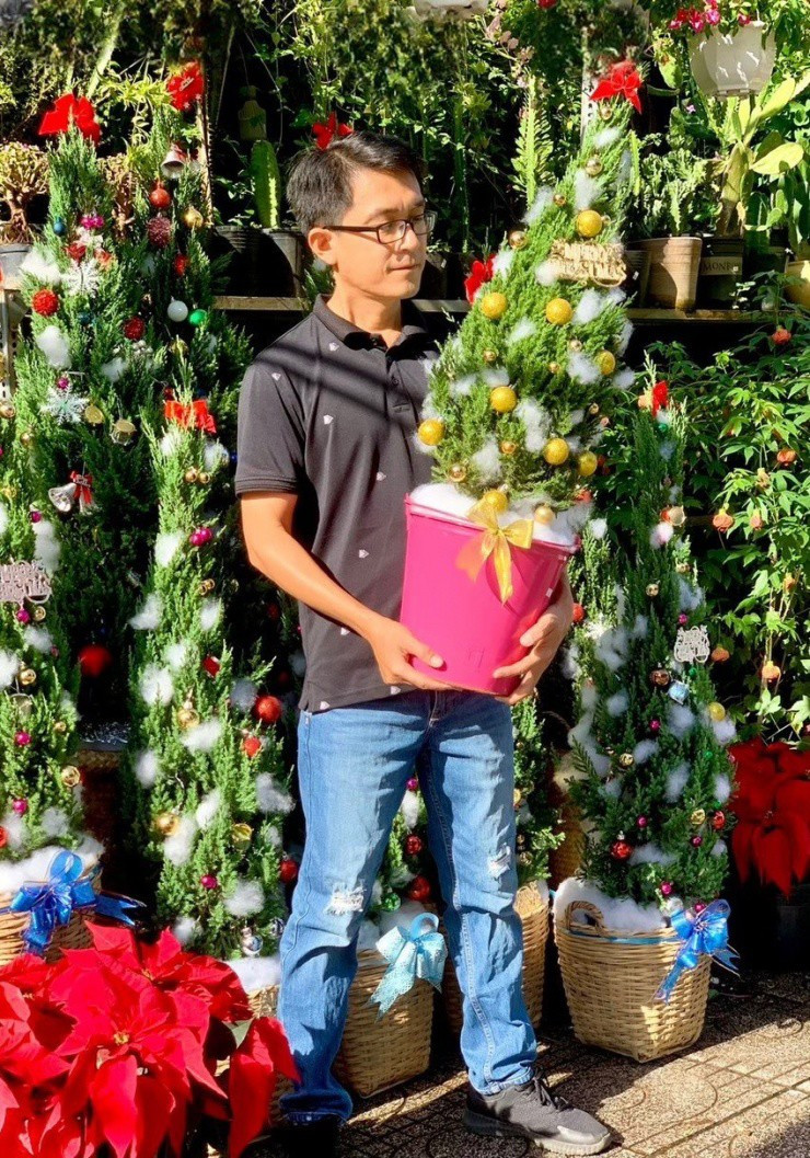 Gia tien trieu, thong tuoi van len ngoi mua Noel-Hinh-9