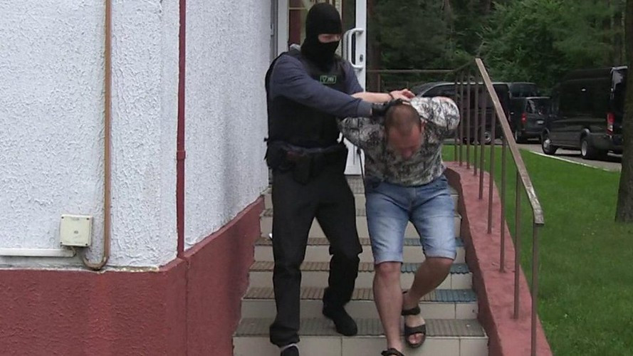 Trước đó, Đại sứ Nga tại Belarus - ông Dmitry Mezentsev nói rằng những người Nga bị bắt giữ tại Minsk không có kế hoạch gây ảnh hưởng tiêu cực đến tình hình chính trị - xã hội ở Belarus.