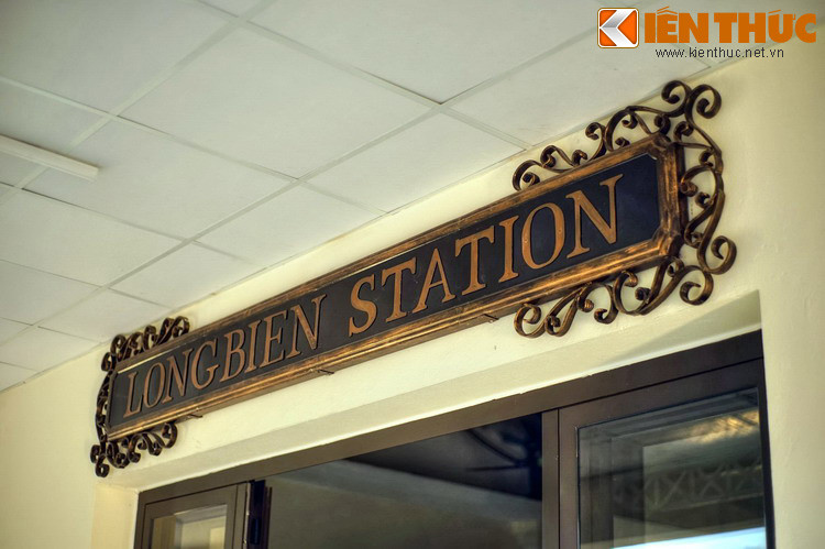 Từ mùa hè năm 2019, sau đợt tu bổ lớn, ga đã mang một diện mạo mới cả về ngoại thất và nội thất theo phong cách kiến trúc Tân cổ điển xu hướng Pháp.