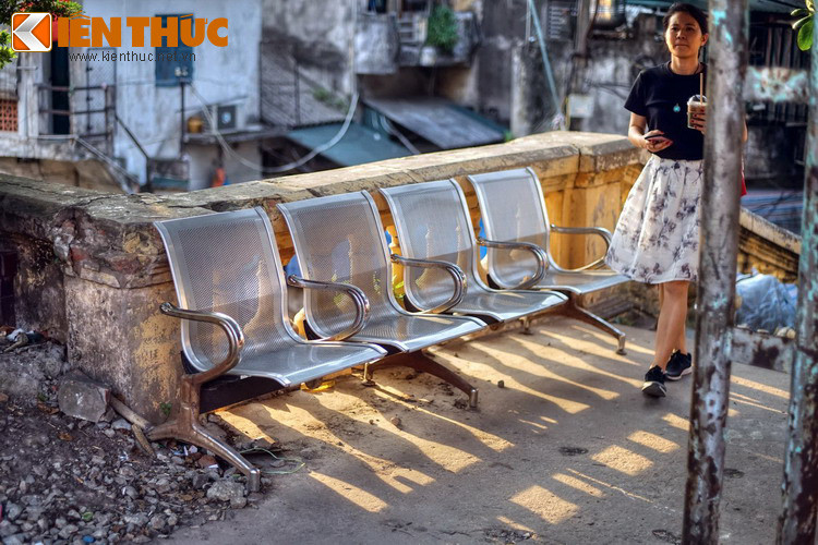 Với vị thế có 1-0-2 của mình, ga Long Biên thực sự là một điểm dừng chân đặc sắc trong hành trình khám phá Hà Nội.