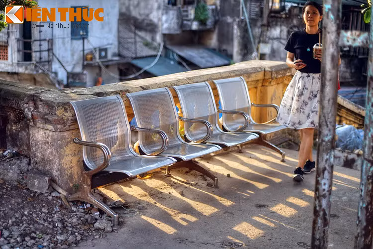 Với vị thế có 1-0-2 của mình, ga Long Biên thực sự là một điểm dừng chân đặc sắc trong hành trình khám phá Hà Nội.