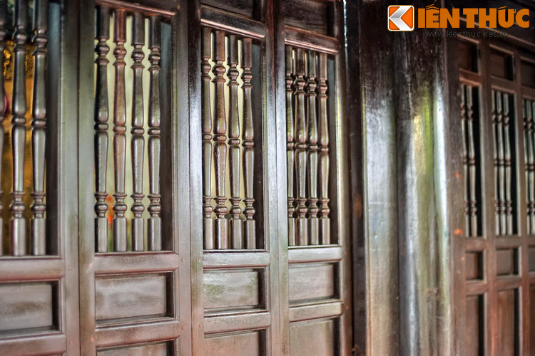 Không chỉ là một di tích Phât giáo, chùa Cầu Đông còn là một di tích cách mạng quan trọng của phố cổ Hà Nội trong hai cuộc kháng chiến chống Pháp và chống Mỹ.