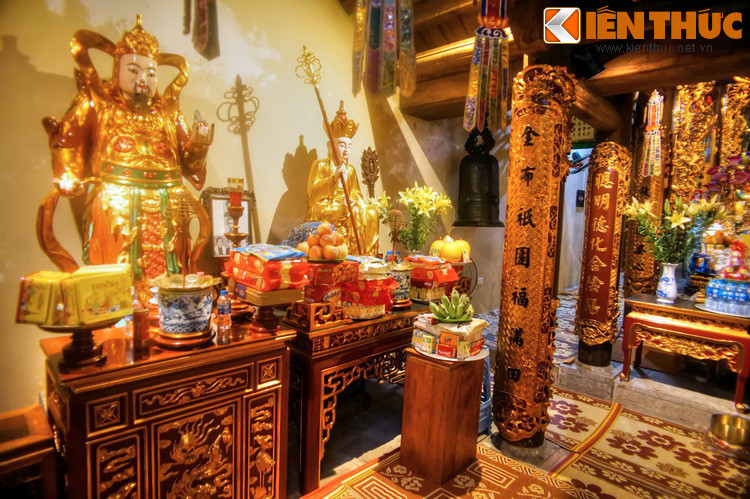 Cũng như nhiều di tích khác trong phố cổ, chùa Vĩnh Trù từng bị nhiều hộ dân chiếm dụng làm nơi cư ngụ, buôn bán, nhiều hạng mục bị xuống cấp nặng nề.