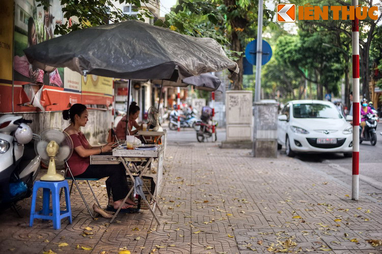 Đây nguyên là đất thôn Hậu Lâu, tổng Hữu Túc, thôn Vũ Thạch Hạ, Hữu Vọng, Hàm Châu thuộc tổng Tả Nghiêm, huyện Thọ Xương. Tới giữa thế kỷ 19, các thôn này sáp nhập và đổi tên thành thôn Cựu Lâu, Vũ Thạch, Vọng Đức và Hàm Khánh.