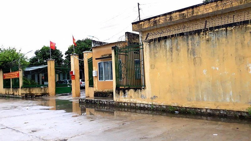 27 năm tù cho 5 cựu cảnh sát đánh chết nghi phạm - Hình 2 27 nam tu cho 5 cuu canh sat danh chet nghi pham-Hinh-2