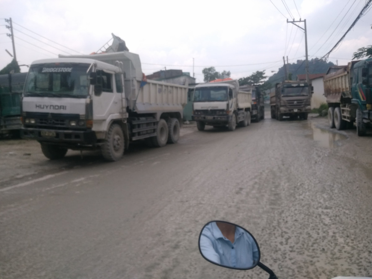 Bình Dương: Nhà dân nứt toác vì sống gần mỏ đá - Hình 4 Binh Duong: Nha dan nut toac vi song gan mo da-Hinh-4