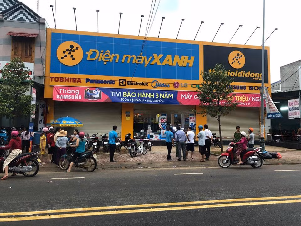 Bao ve Sieu thi Dien may Xanh dam chet nu quan ly