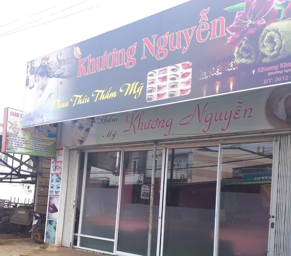 Bi danh va ep ky giay no vi tra lai dien thoai cam nham