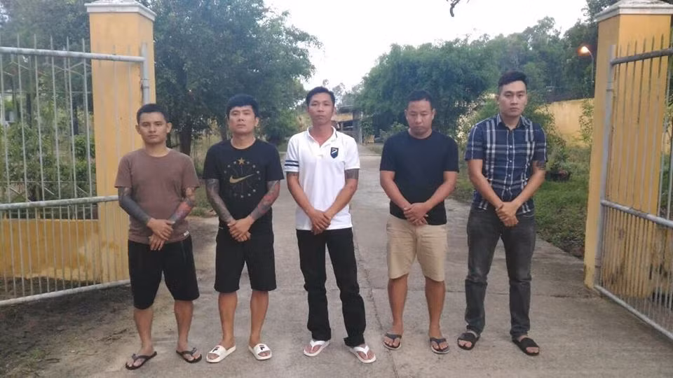 Đánh sập đường dây đánh bạc liên tỉnh hơn 600 tỷ đồng, thu nhiều súng đạn - Hình 2 Danh sap duong day danh bac lien tinh hon 600 ty dong, thu nhieu sung dan-Hinh-2