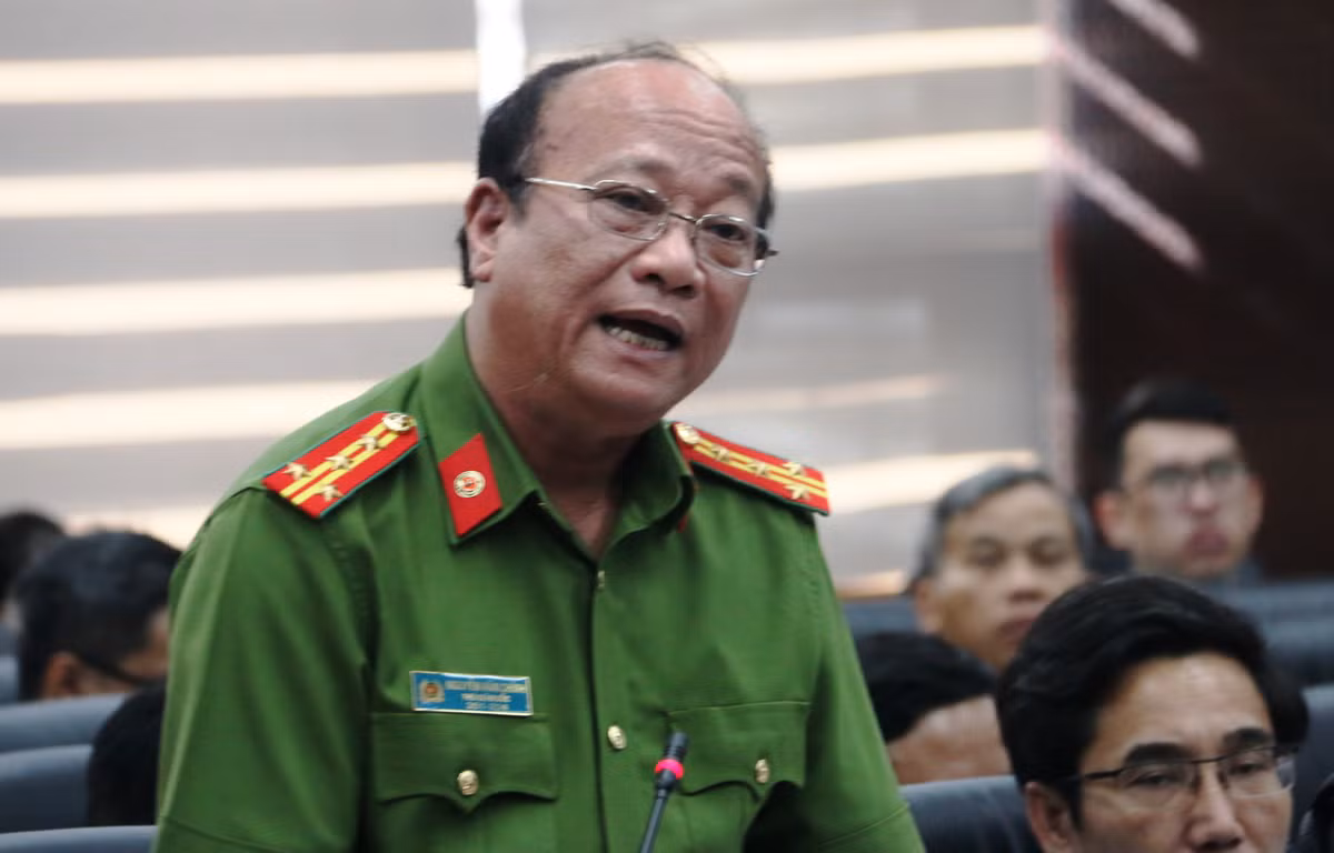 Vu ca gia dinh ngo doc o Da Nang: Giam dinh thuoc diet con trung