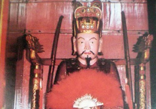 Theo các tư liệu lịch sử còn lưu lại, Lê Khôi là danh tướng có võ công cao cường nhất trong hàng ngũ từng tham gia khởi nghĩa Lam Sơn.