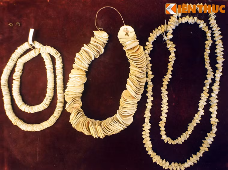 To mo Phu nu Viet Nam thoi tien su lam dep the nao?