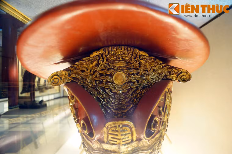 Cho đến thời Nguyễn, thuyền mông đồng vẫn là loại thuyền chiến chủ yếu trong quân thủy, được khắc hình trên cửu đỉnh của nhà Nguyễn.