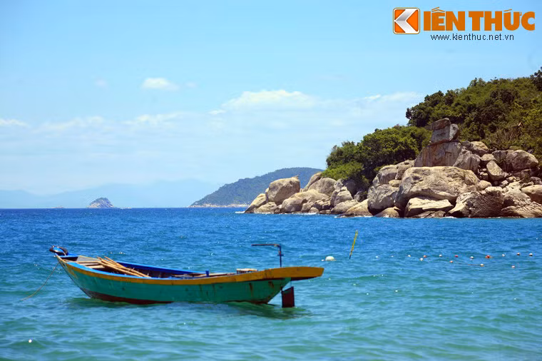 Điểm thả lưới ven bờ của ngư dân trên đảo.