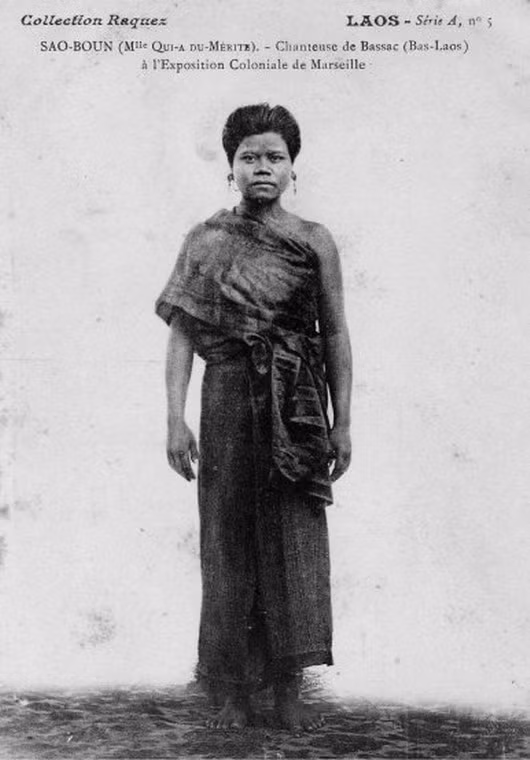 Chân dung nữ ca sĩ Sao Boun.