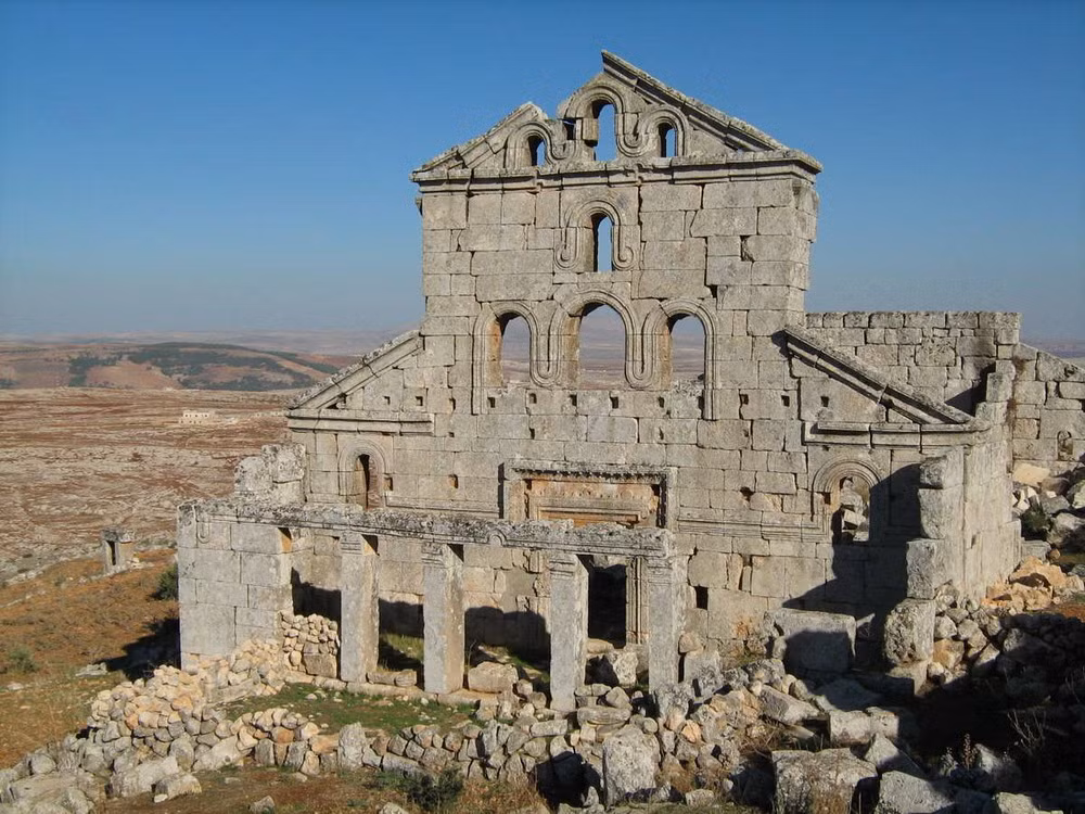 Vì nhiều lý do khác nhau, khu vực định cư này đã bị bỏ rơi từ giữa thế kỷ thứ 8 và thứ 10.