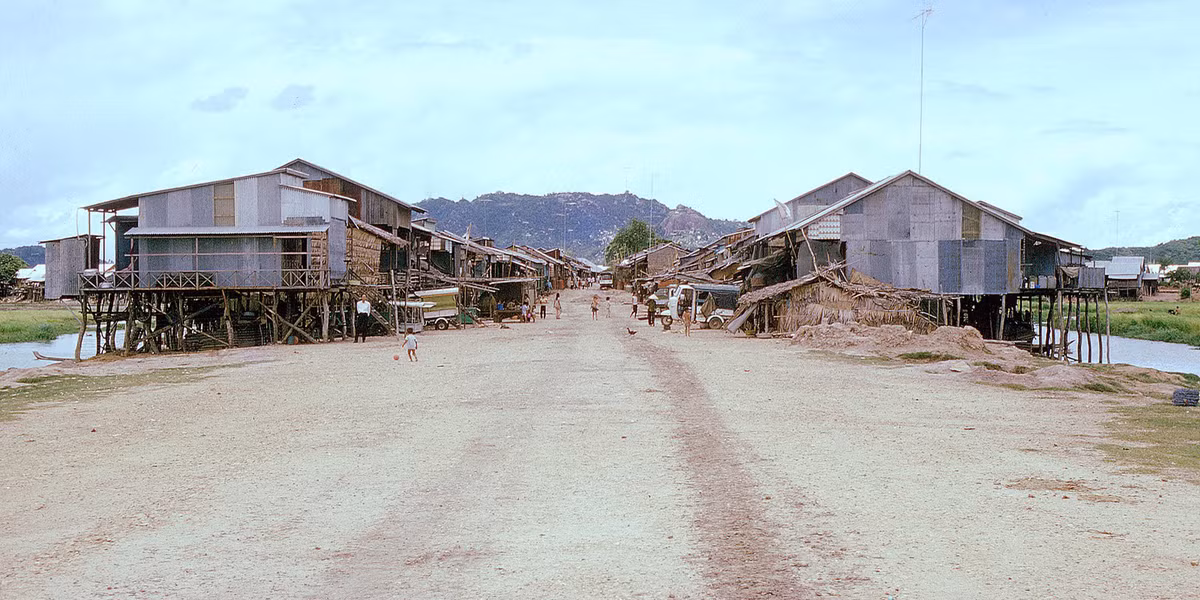 Khu trại tạm cư ở Tịnh Biên, Châu Đốc, gần biên giới Campuchia.