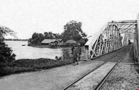 Nhiều người tin rằng, kiến trúc sư huyền thoại Gustave Eiffel - người thiết kế tháp Eiffel tại thủ đô Paris - chính là người đã thiết kế cầu Ghềnh. Ảnh: Dongnai.vncgarden.com