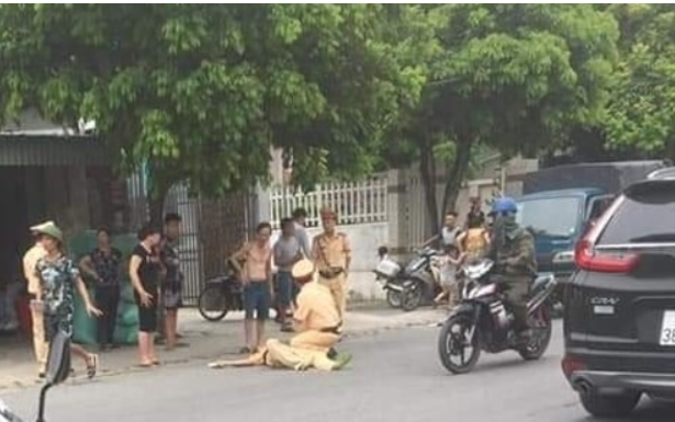 Khoi to doi tuong di xe may dam CSGT bi thuong o Bac Giang