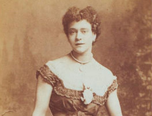 Những người biểu diễn xiếc như Rossa được đánh giá là cực kỳ dũng cảm hoặc vô cùng điên rồ khi mới có thể thực hiện được điều mà nhiều người thậm chí không dám nghĩ tới.