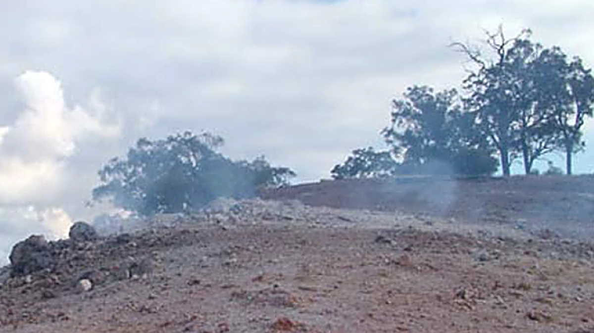 Đối với các nhà khoa học, hiện tượng lửa cháy suốt 6.000 năm không tắt trên núi Wingen là do một hiện tượng địa chất bất thường. Vào năm 1829, giới nghiên cứu phát hiện khu vực núi Wingen có lửa cháy thực chấy là một vỉa than đang cháy.