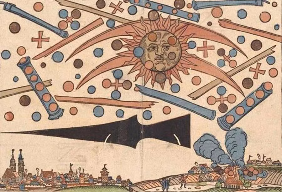Một " trận chiến UFO" bí ẩn xảy ra ở Nuremberg, Đức vào ngày 14/4/1561. Theo các hồ sơ ghi chép, vào ngày hôm ấy, người dân địa phương bất ngờ nhìn thấy một sự việc kỳ lạ xảy ra trên bầu trời vào lúc rạng động.