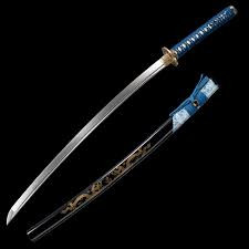 Kiếm Katana là vũ khí mang tính biểu tượng của các samurai Nhật Bản. Loại kiếm này thường do các nghệ nhân có tay nghề cao rèn ra.