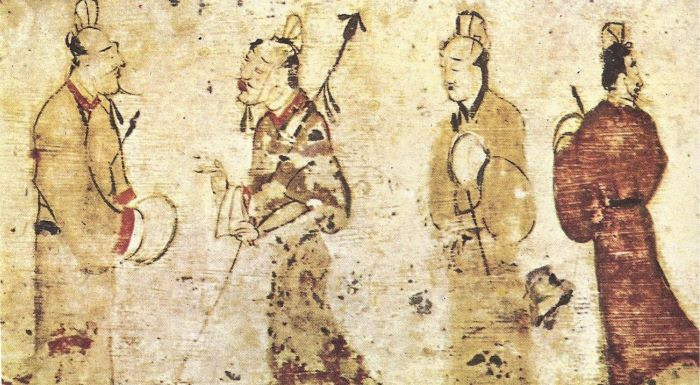 Khi sử dụng, người ta sẽ cho than nóng hoặc trầm vào thân lò hình bán cầu. Do có thiết kế chống trọng lực nên dù người dùng có cầm nó đặt vào trong chăn thì than cũng không bị rơi ra bên ngoài.