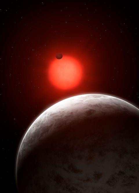 Theo các chuyên gia, sao lùn đỏ là loại sao phổ biến nhất trong thiên hà, có khối lượng bằng 7,5 - 50% Mặt Trời. Sao lùn đỏ Gliese 887 nằm cách Trái Đất khoảng 10,7 năm ánh sáng.