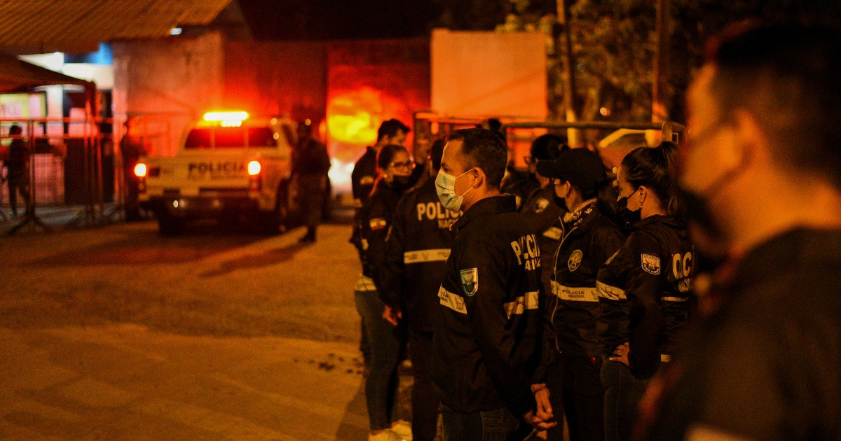 Vụ bạo loạn nhà tù Penitenciaria del Litoral được châm ngòi từ các băng đảng buôn bán ma túy nhằm giành quyền kiểm soát các nhà tù.