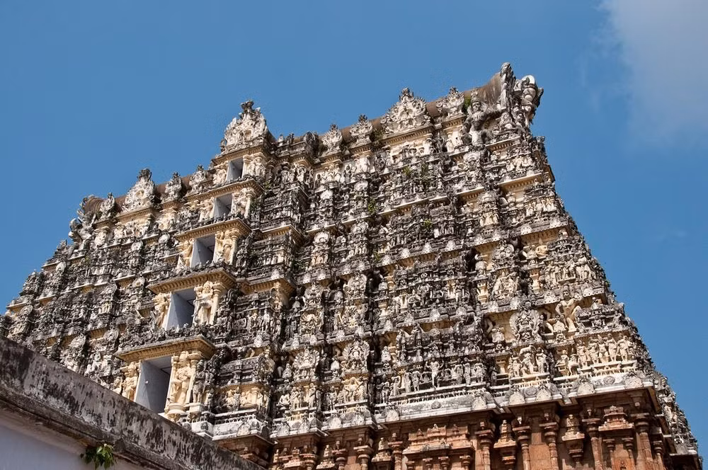Trong quãng thời gian từ năm 500 trước Công nguyên tới năm 300 sau Công nguyên, ngôi đền Sree Padmanabhaswamy nổi tiếng với việc có được số của cải khổng lồ.