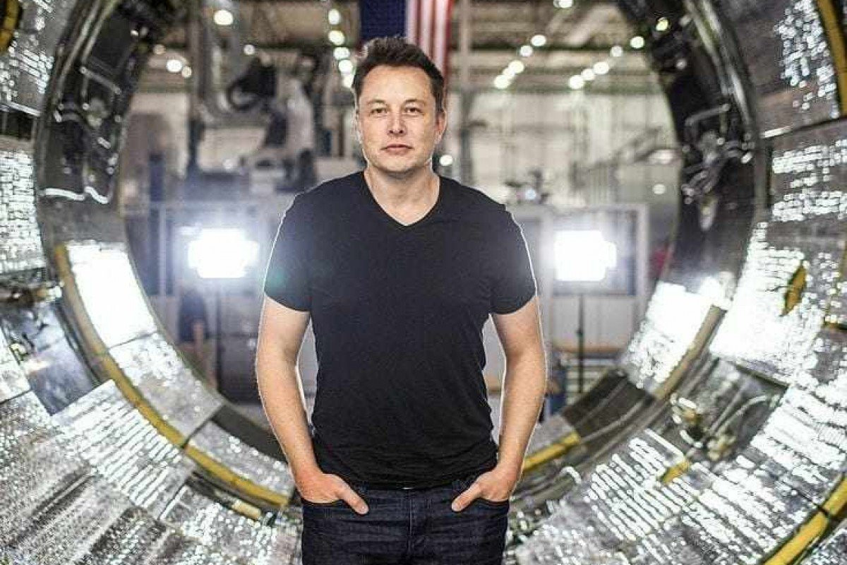 Trước khi được Time bình chọn là Nhân vật của năm, tỷ phú Elon Musk là một nhân vật nổi tiếng có sự nghiệp ấn tượng và trở thành tấm gương của hàng triệu người nỗ lực theo đuổi đam mê.
