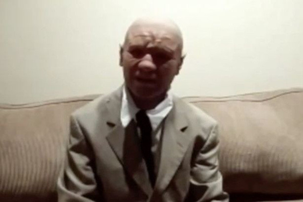 Một người đàn ông có tên Alexander Smith gây chú khi tuyên bố đã du hành thời gian từ năm 1981 tới năm 2118 khi thực hiện một nhiệm vụ bí mật của Cục Tình báo trung ương Mỹ (CIA) rồi trở lại.