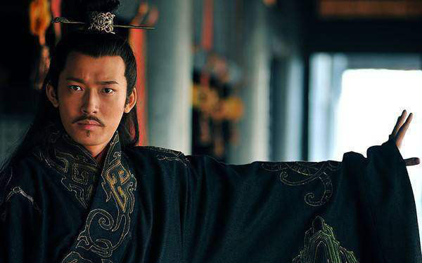 Thế nhưng, Tào Tháo, Lưu Bị và Tôn Quyền đều không thể đạt được tâm nguyện trên. Trong đó, Tào Tháo qua đời năm 220, Lưu Bị mất năm 223. Hai người này qua đời vì bệnh tật.