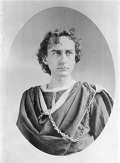 Sự việc xảy ra giữa Robert và Edwin khiến nhiều người cho rằng đó là trò đùa số phận. Bởi lẽ sau khi xảy ra vụ ám sát, hai người trở thành người nhà của nạn nhân và thân nhân của kẻ ám sát. Vì em trai đoạt mạng Tổng thống Lincoln nên cuộc sống của Edwin bị đảo lộn. Ông phải đối mặt với sự gièm pha của dư luận cũng như phải nghỉ diễn gần 1 năm để sự việc lắng xuống.