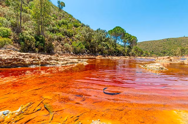 Các chuyên gia đã tìm được một số tài liệu nghiên cứu cho thấy vào khoảng năm 3.000 trước Công nguyên, người Tartess và người Norman đã bắt đầu khai thác khoáng sản ở đây.