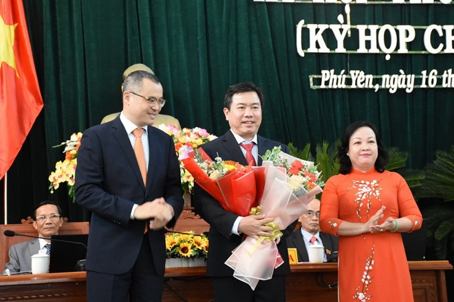 Ngày 16/11/2020, HĐND tỉnh Phú Yên đã bầu ông Trần Hữu Thế, Phó Bí thư Tỉnh ủy, Phó Chủ tịch UBND tỉnh Phú Yên làm Chủ tịch UBND tỉnh Phú Yên, nhiệm kỳ 2016 - 2021.