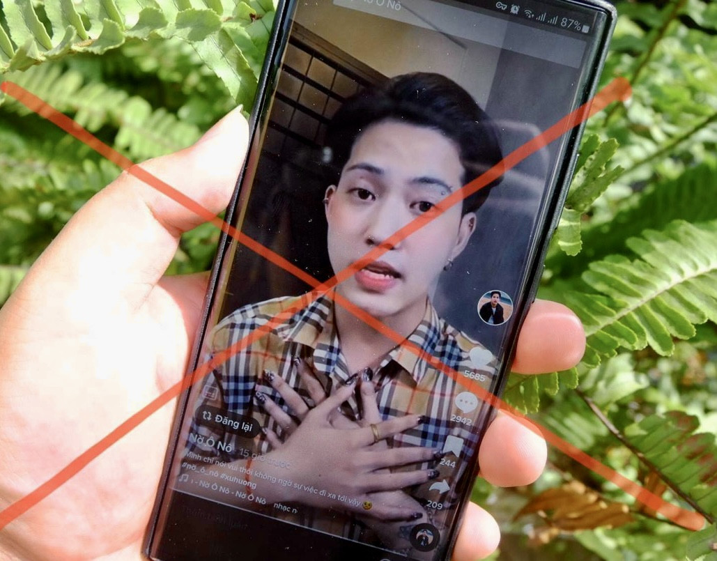 Ông Lê Quang Tự Do, Cục trưởng Cục PTTH&amp;TTĐT đưa ra ý kiến khi trao đổi với báo chí: “Việc các nhãn quảng cáo không book các kênh có nội dung bẩn, câu view trên không gian mạng. Đồng thời cộng đồng mạng có các chính kiến, thái độ mạnh mẽ với các hành vi lệch chuẩn, bên cạnh các quy tắc cứng của pháp luật, những hành động này sẽ tạo cho không gian mạng trở nên lành mạnh hơn. Bởi khi không có quảng cáo và bị tẩy chay bởi người dùng, lúc đó sẽ đẩy lùi được các nội dung “bẩn” câu view, câu like.. trên không gian mạng hiện nay”. 