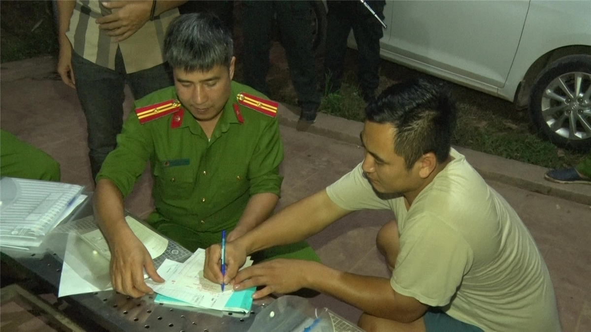 Thái Nguyên: Nhóm “đất tặc” tiêu thụ tại dự án tuyến đường liên kết - Hình 2 Thai Nguyen: Nhom “dat tac” tieu thu tai du an tuyen duong lien ket-Hinh-2